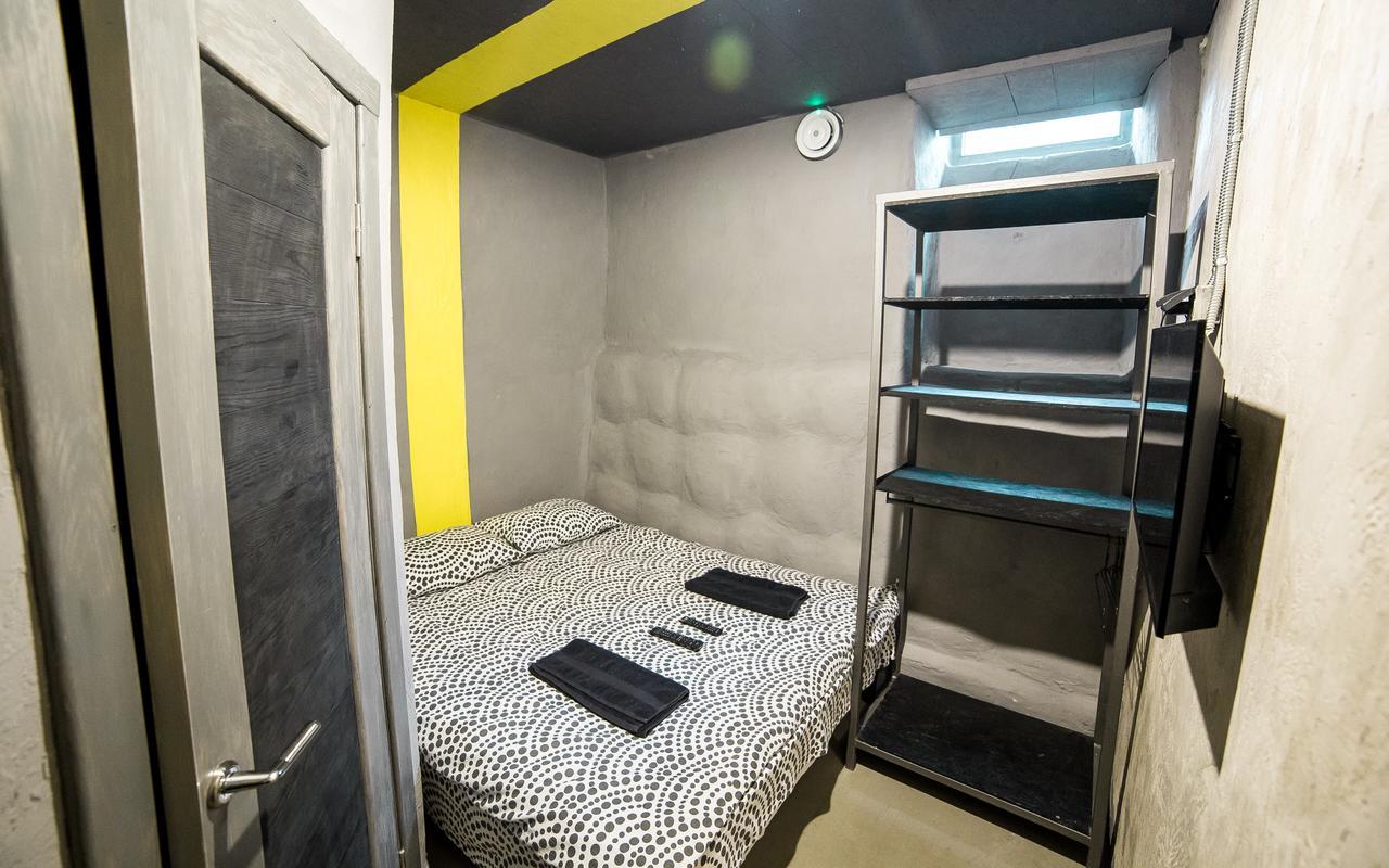 Lviv Loft Prison Vandrehjem Eksteriør billede