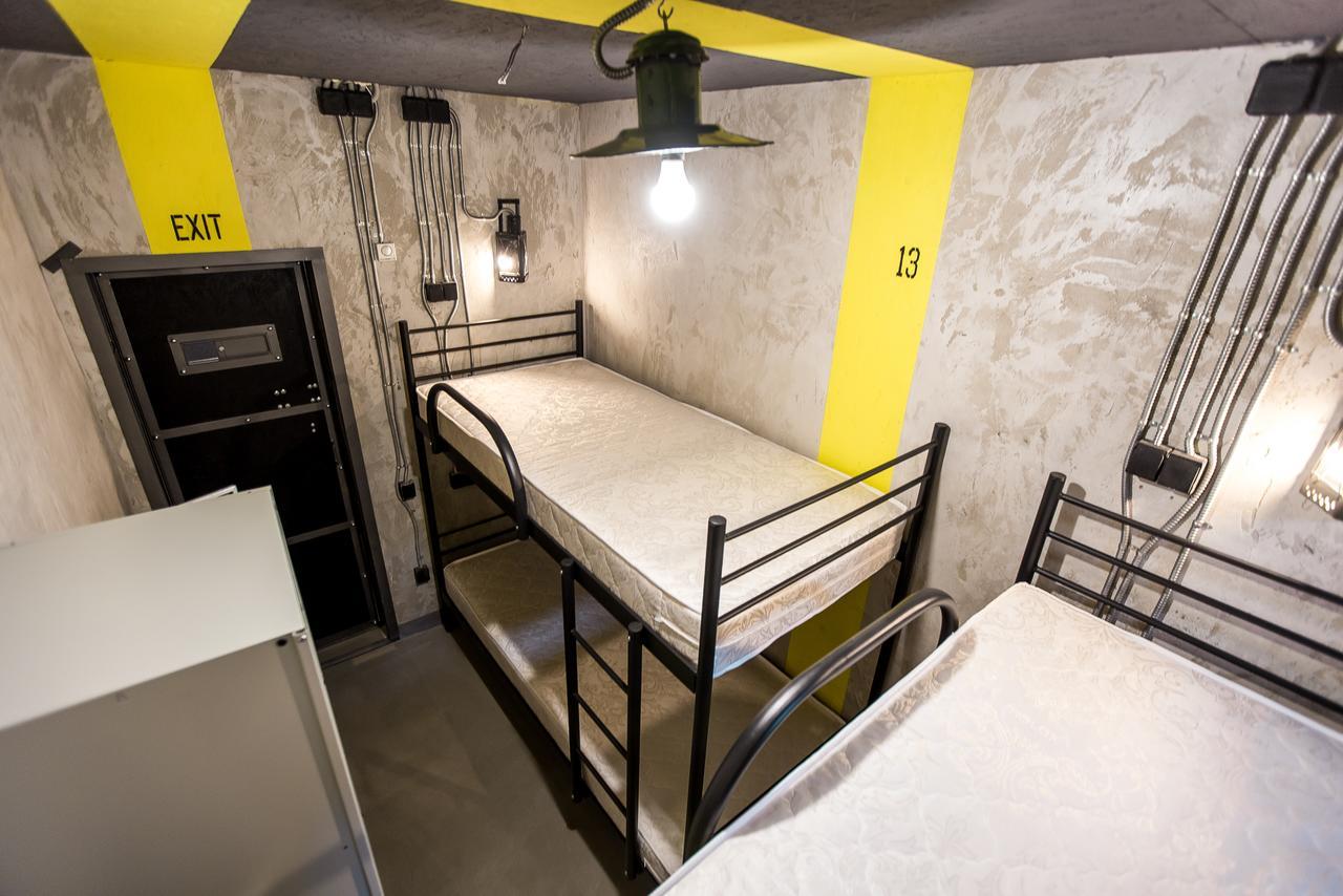 Lviv Loft Prison Vandrehjem Eksteriør billede