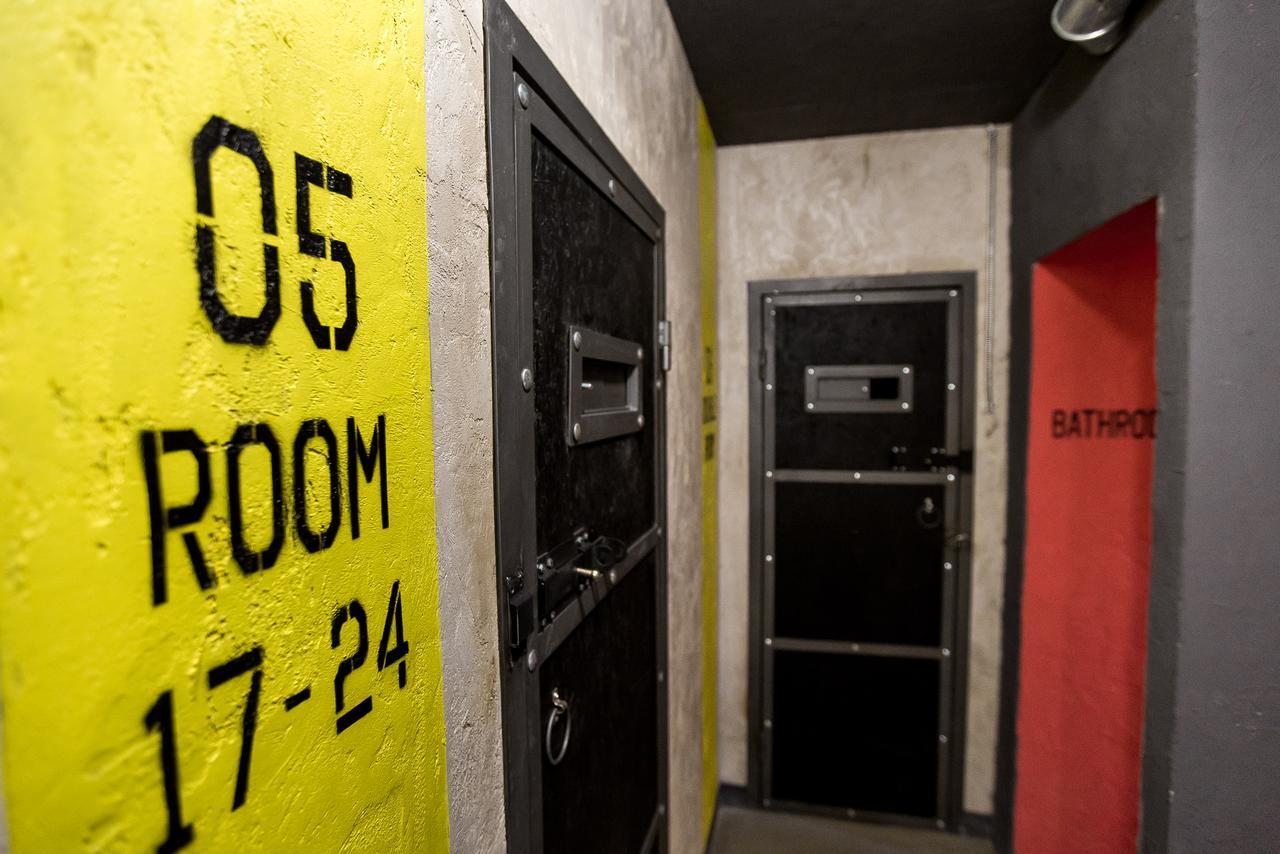 Lviv Loft Prison Vandrehjem Eksteriør billede