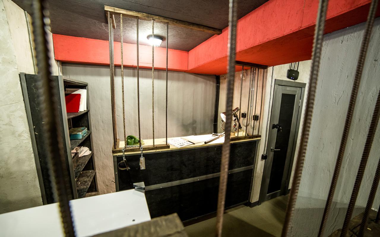 Lviv Loft Prison Vandrehjem Eksteriør billede