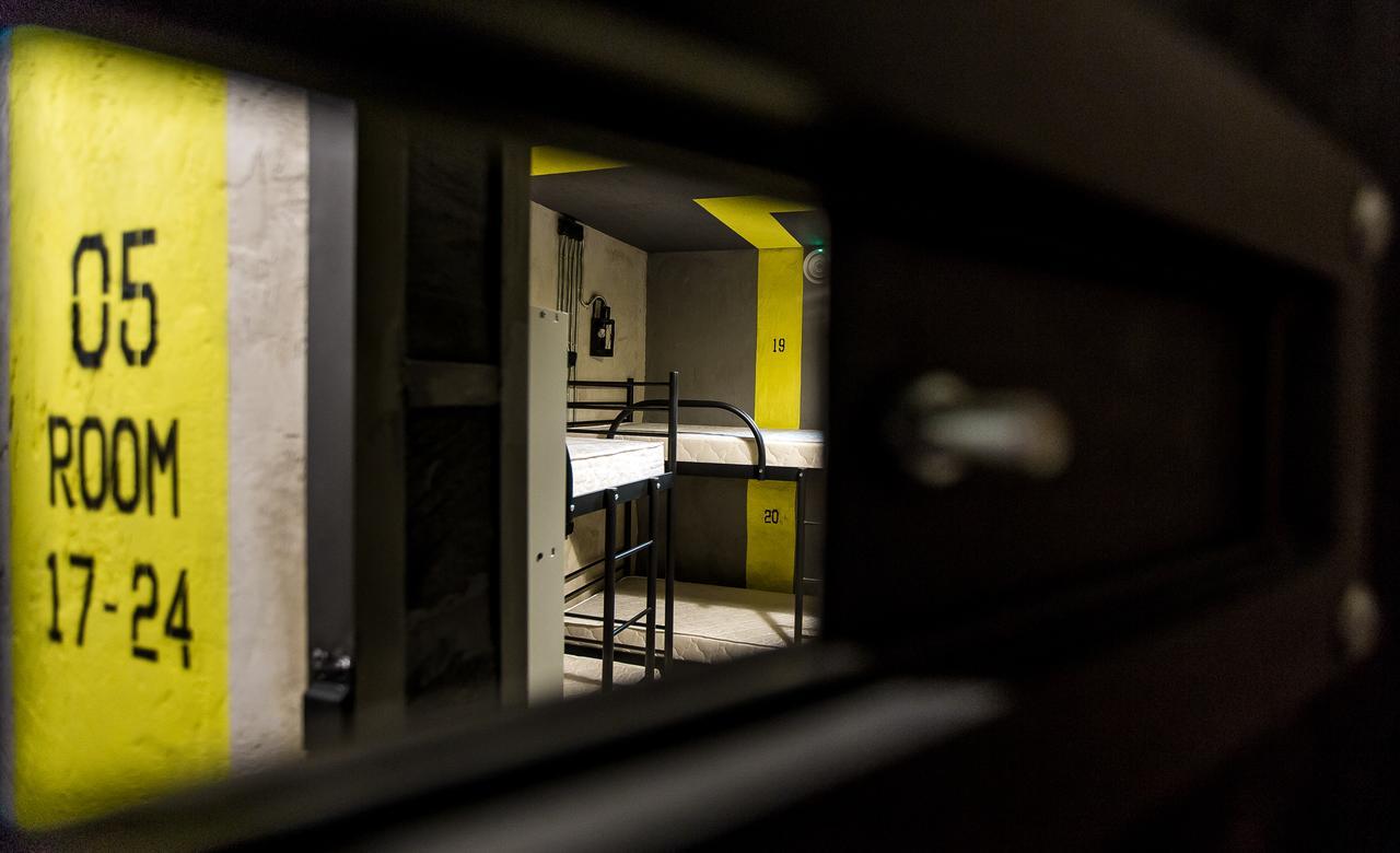 Lviv Loft Prison Vandrehjem Eksteriør billede