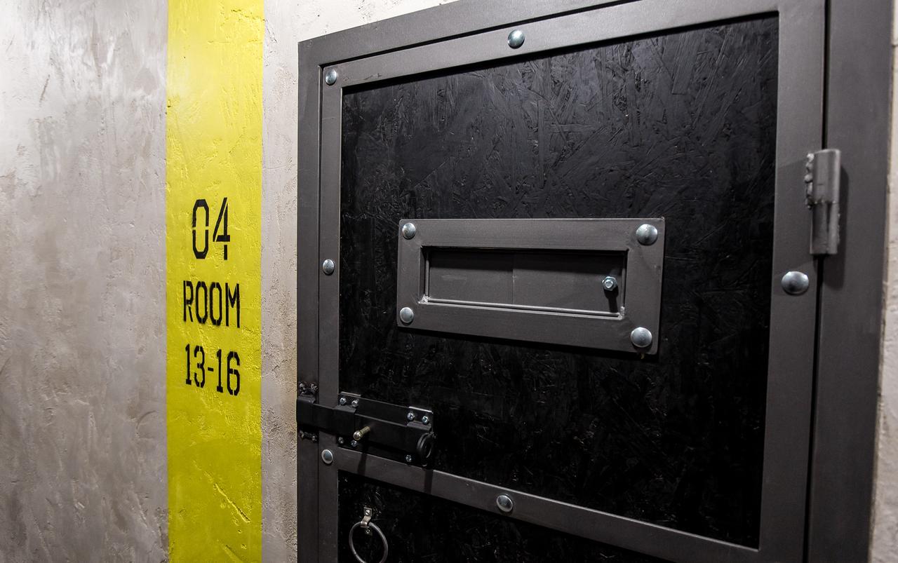 Lviv Loft Prison Vandrehjem Eksteriør billede
