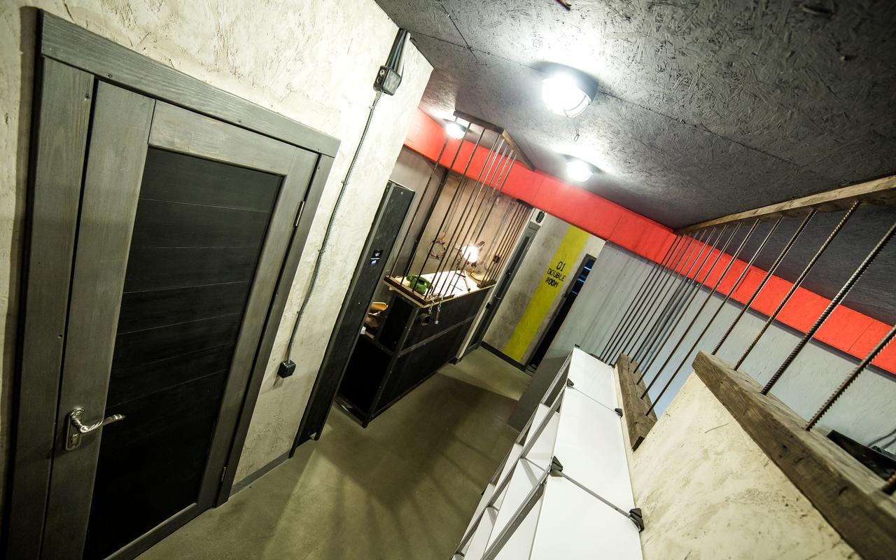 Lviv Loft Prison Vandrehjem Eksteriør billede